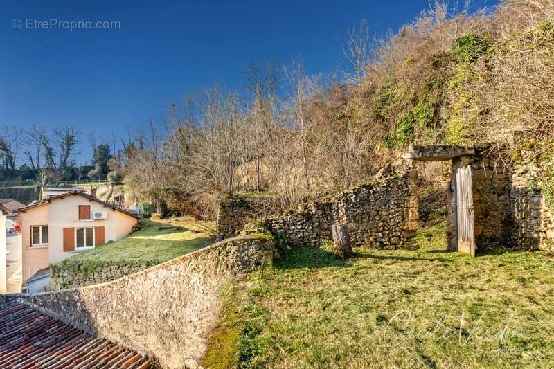 Maison à MOULEYDIER