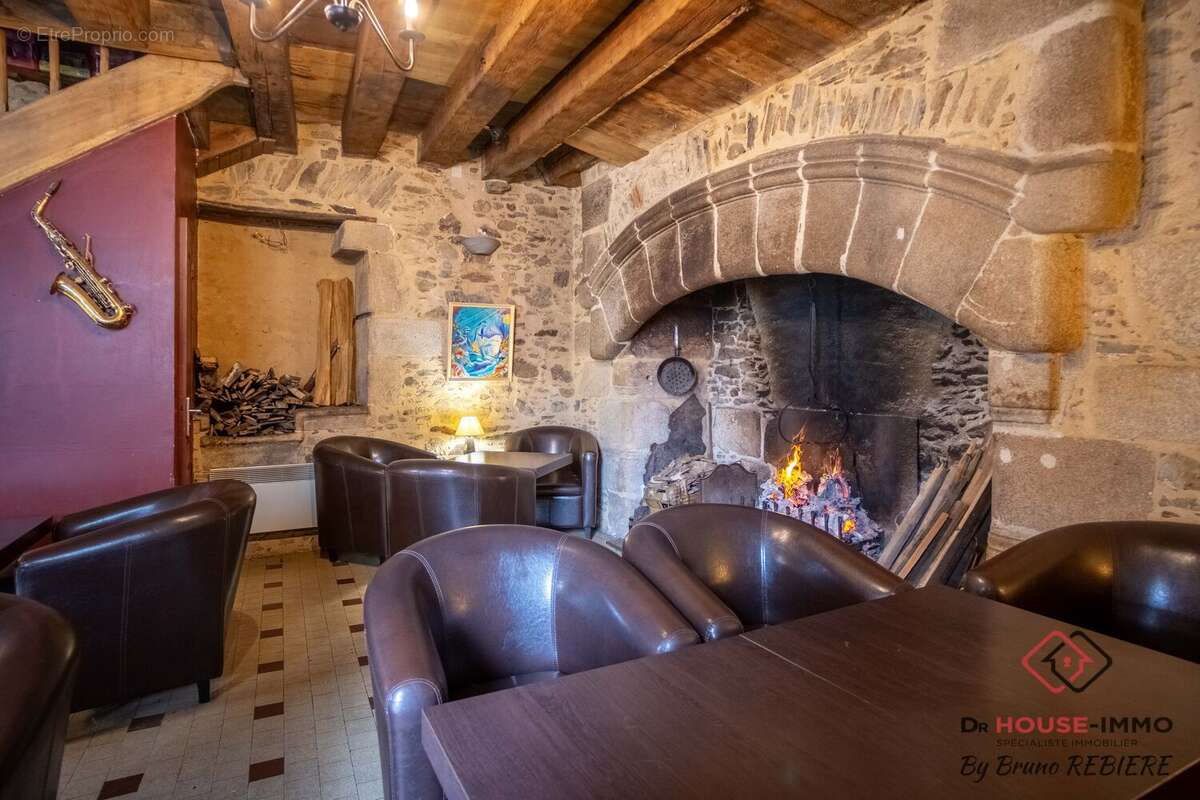 Appartement à CHALUS