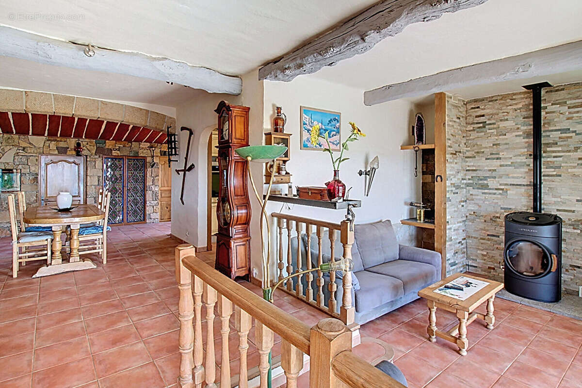 Maison à DRAGUIGNAN