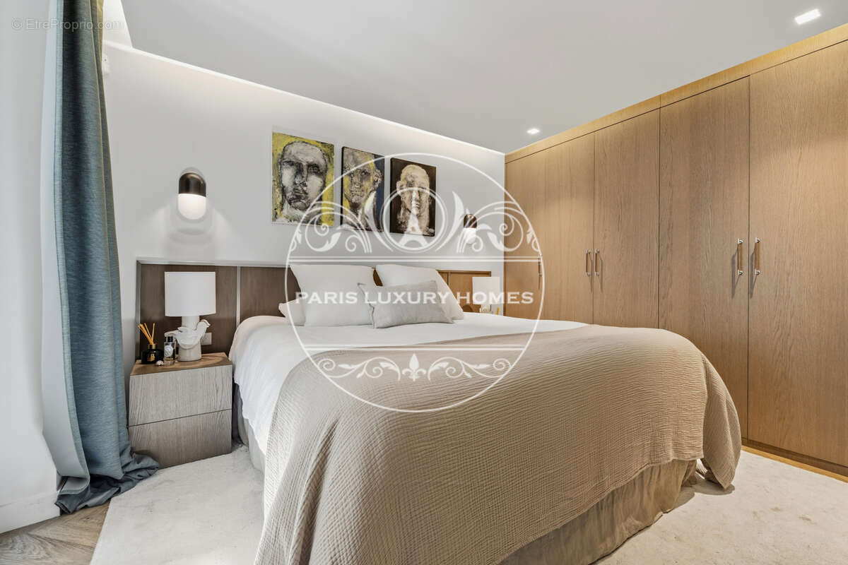 Appartement à PARIS-11E