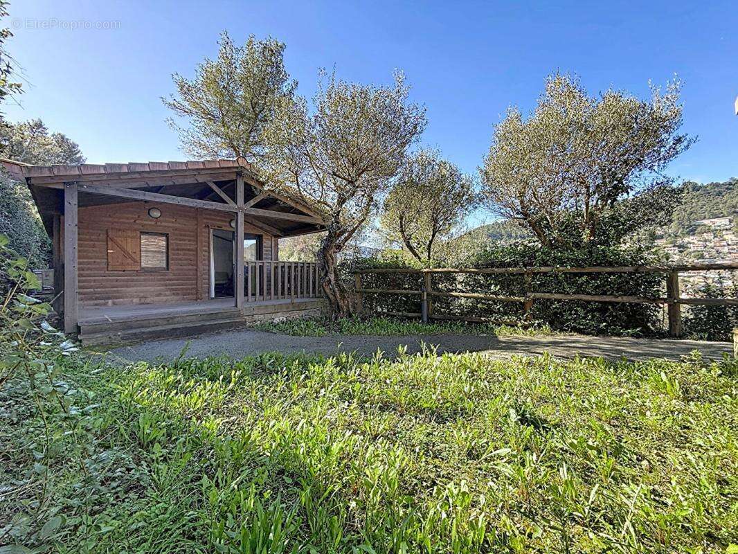 Maison à SOLLIES-TOUCAS