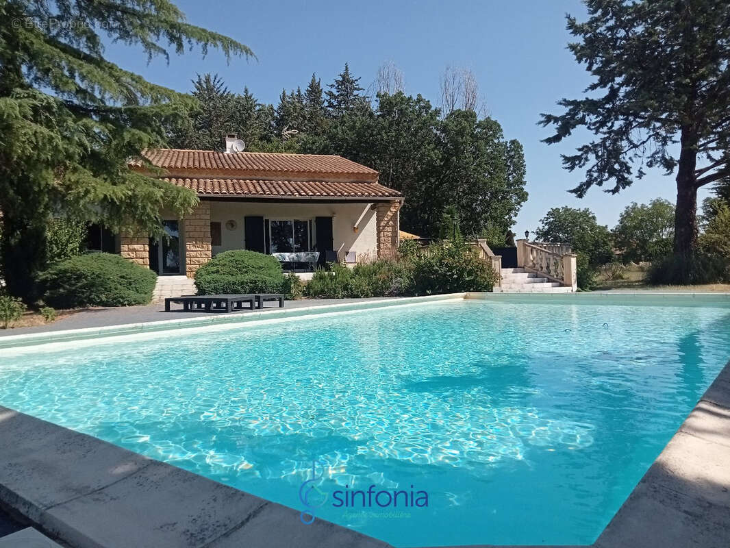 Maison à SAINT-QUENTIN-LA-POTERIE