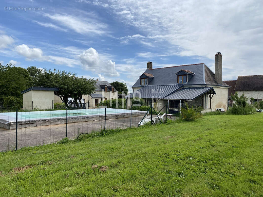 Maison à SAINT-MARTIN-DES-BOIS