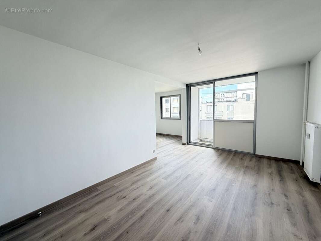 Appartement à LA MADELEINE