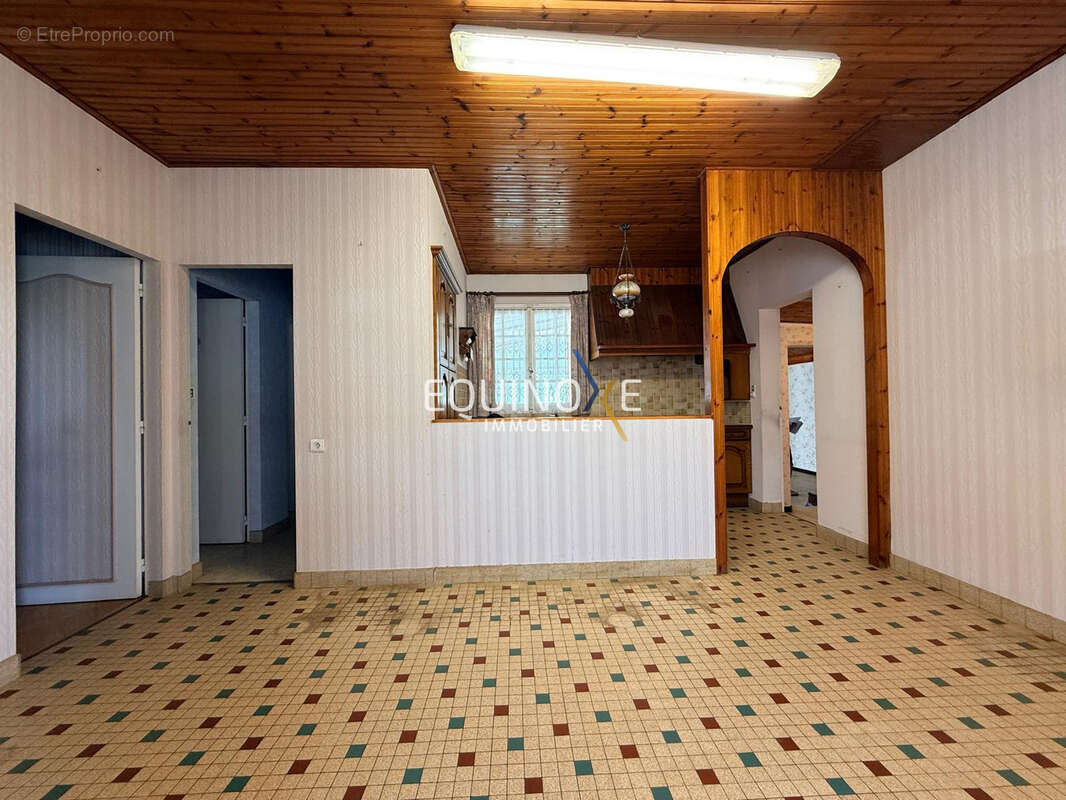 Maison à BOUIN