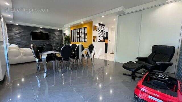 Maison à COURCOURONNES