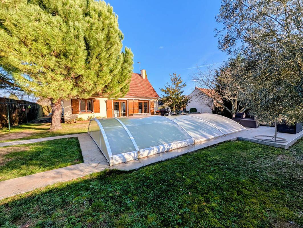 Maison à MILLY-LA-FORET