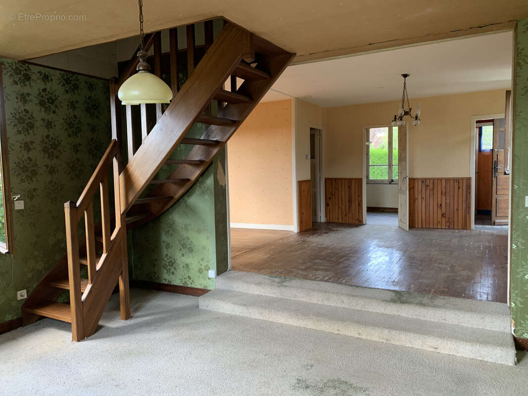 Maison à MONTACHER-VILLEGARDIN