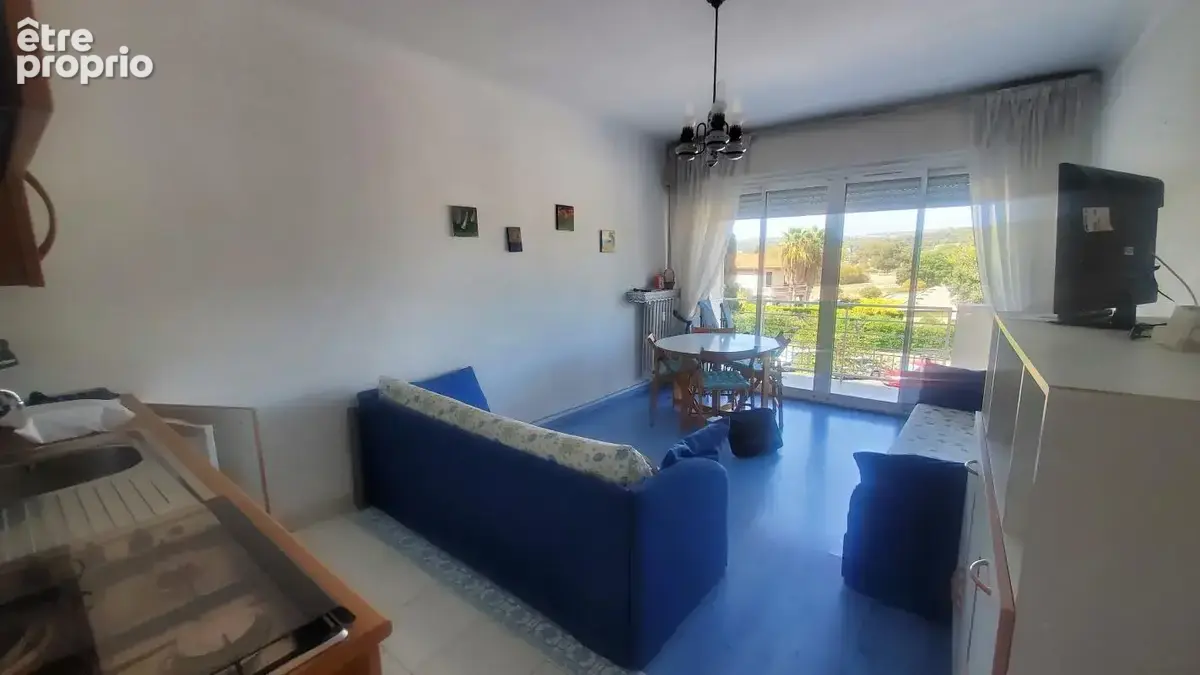 Appartement À Vendre - photo 3