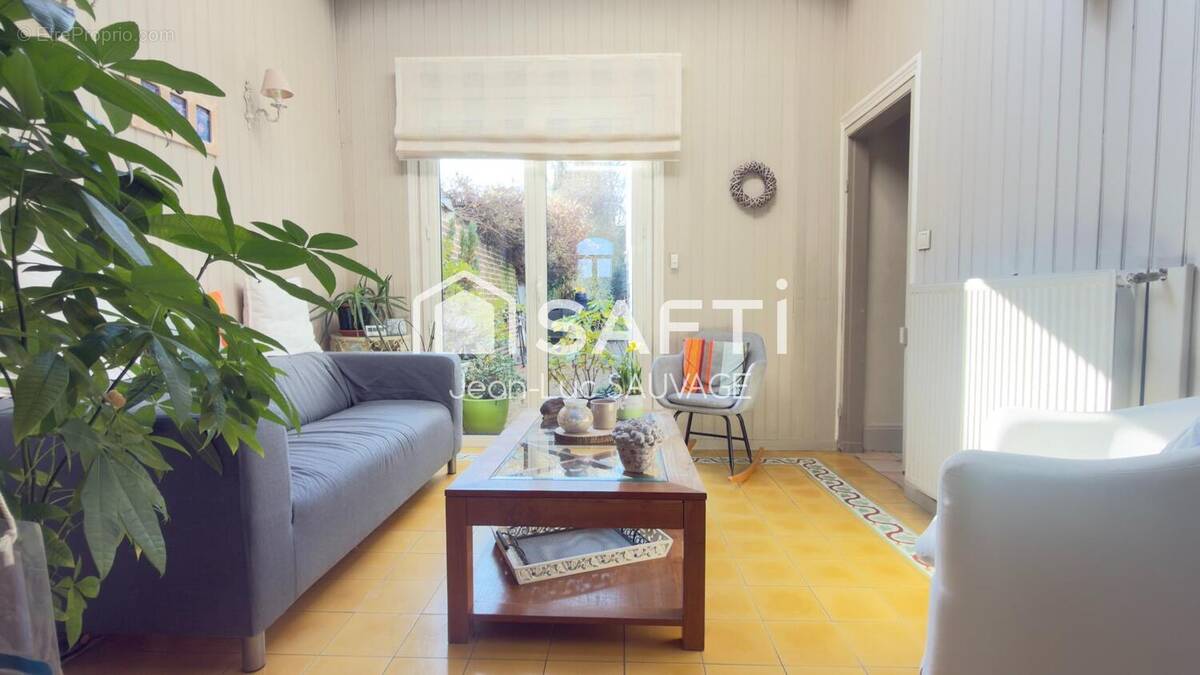 Photo 1 - Maison à MONS-EN-BAROEUL