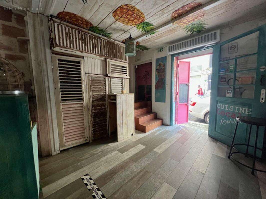 Commerce à FORT-DE-FRANCE