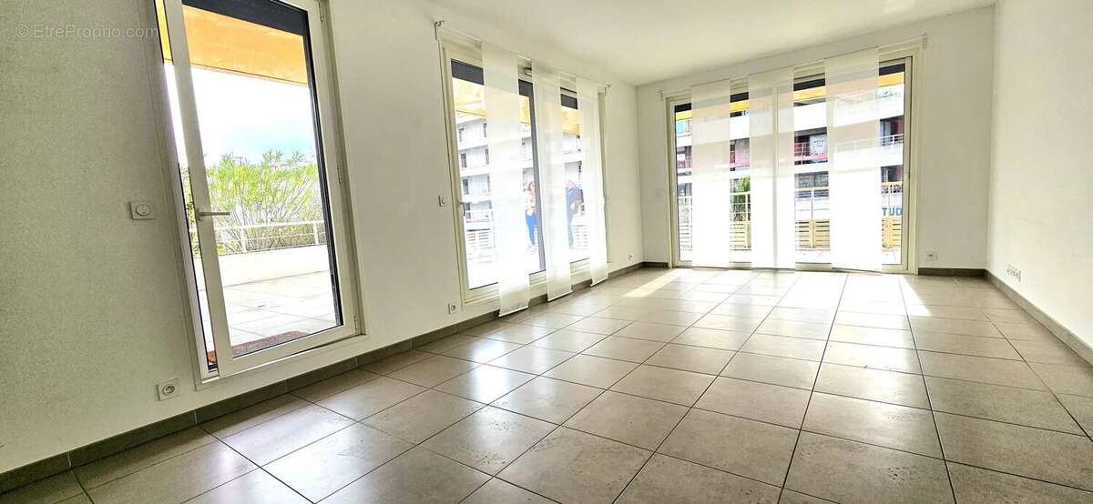 A vendre appartement ou bureau 65 m² avec terrasse 126 m² - nice malaussena - photo 6