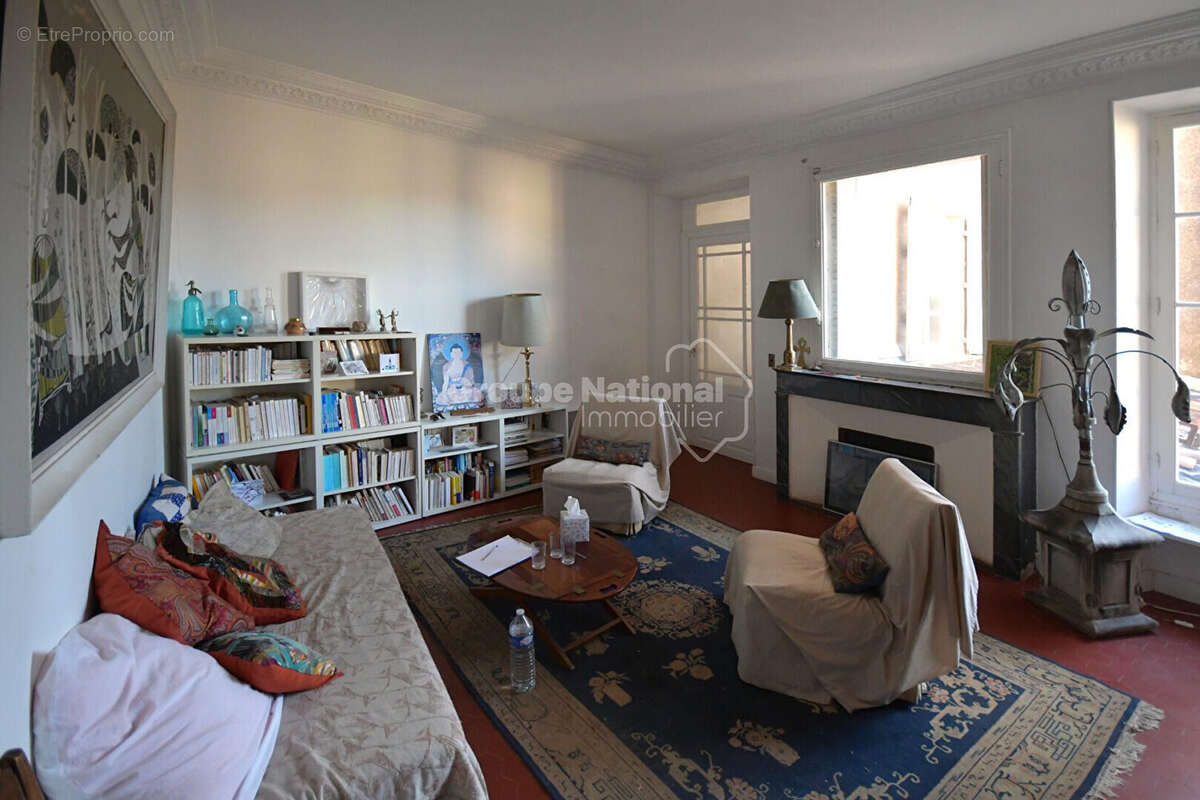 Maison 320 m² à Gonfaron  - photo 6