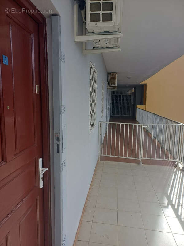 Appartement à KOUROU