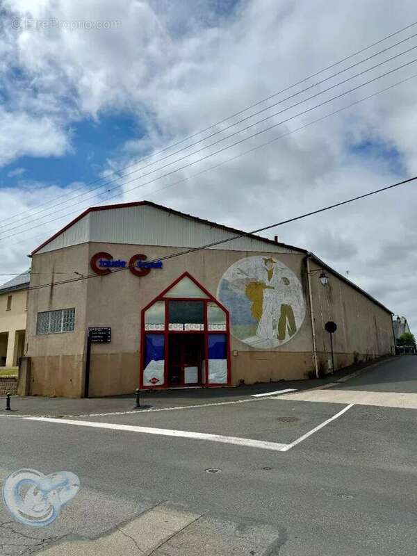 Commerce à CHATELAUDREN