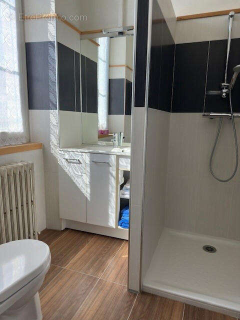 SDEAU CHAMBRE PALIER - Maison à VIC-FEZENSAC