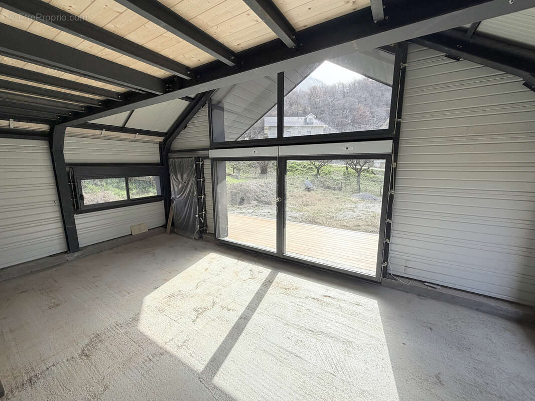 Maison à VILLARGONDRAN