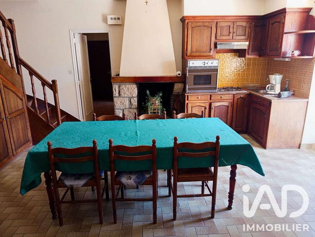 Maison 144 m² à Tinteniac  - photo 3