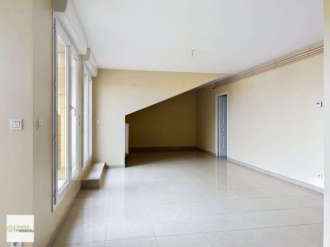 Appartement en résidence - photo 3
