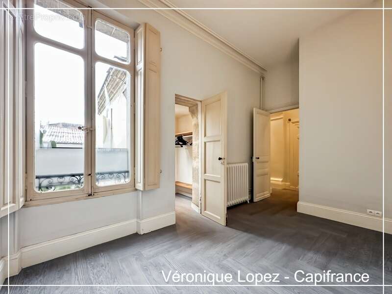Agen, cœur de ville, appartement de charme T3 avec terrasse et parking - photo 9