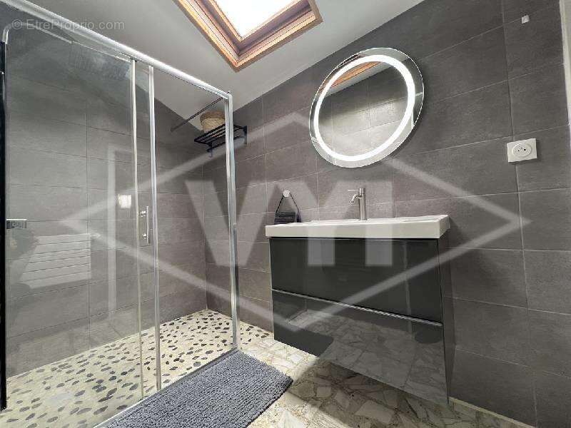 Maison à COMBS-LA-VILLE