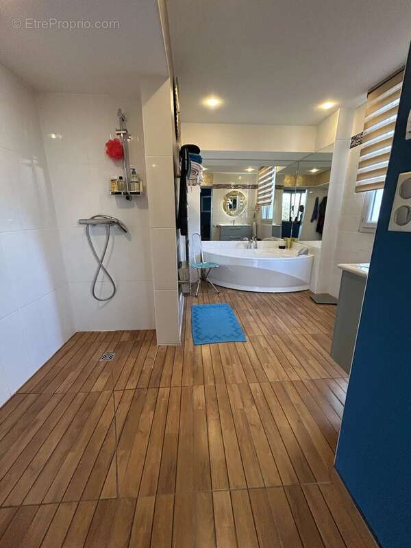 Appartement à SAINT-SYMPHORIEN-D'ANCELLES