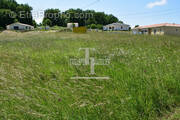 Terrain à SAINT-ASTIER