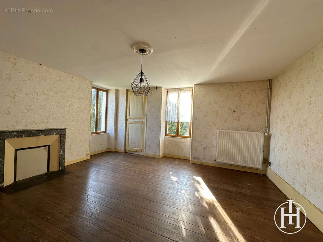 À VENDRE : Ensemble immobilier de caractère   2 maisons indépendantes avec fort potentiel - - photo 14
