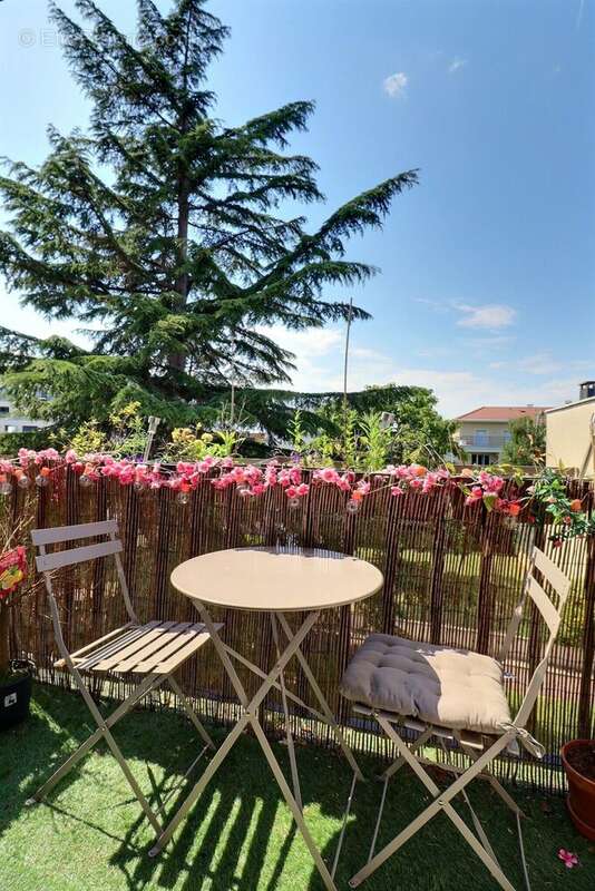 Appartement 53 m² à Chatillon  - photo 2