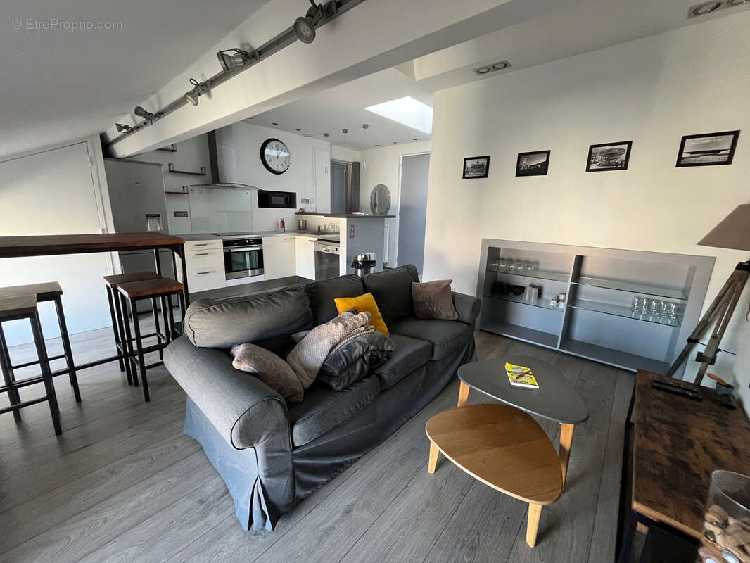 Appartement à SAINT-ETIENNE