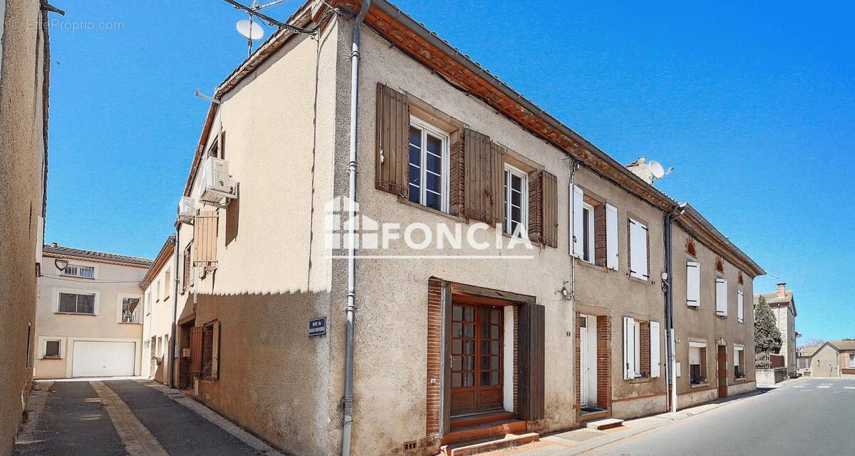 Maison à VALDERIES