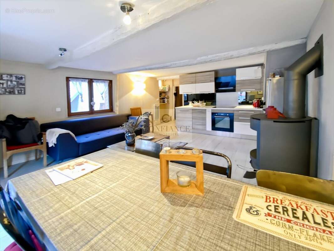 Appartement à SAINT-ETIENNE-DE-TINEE