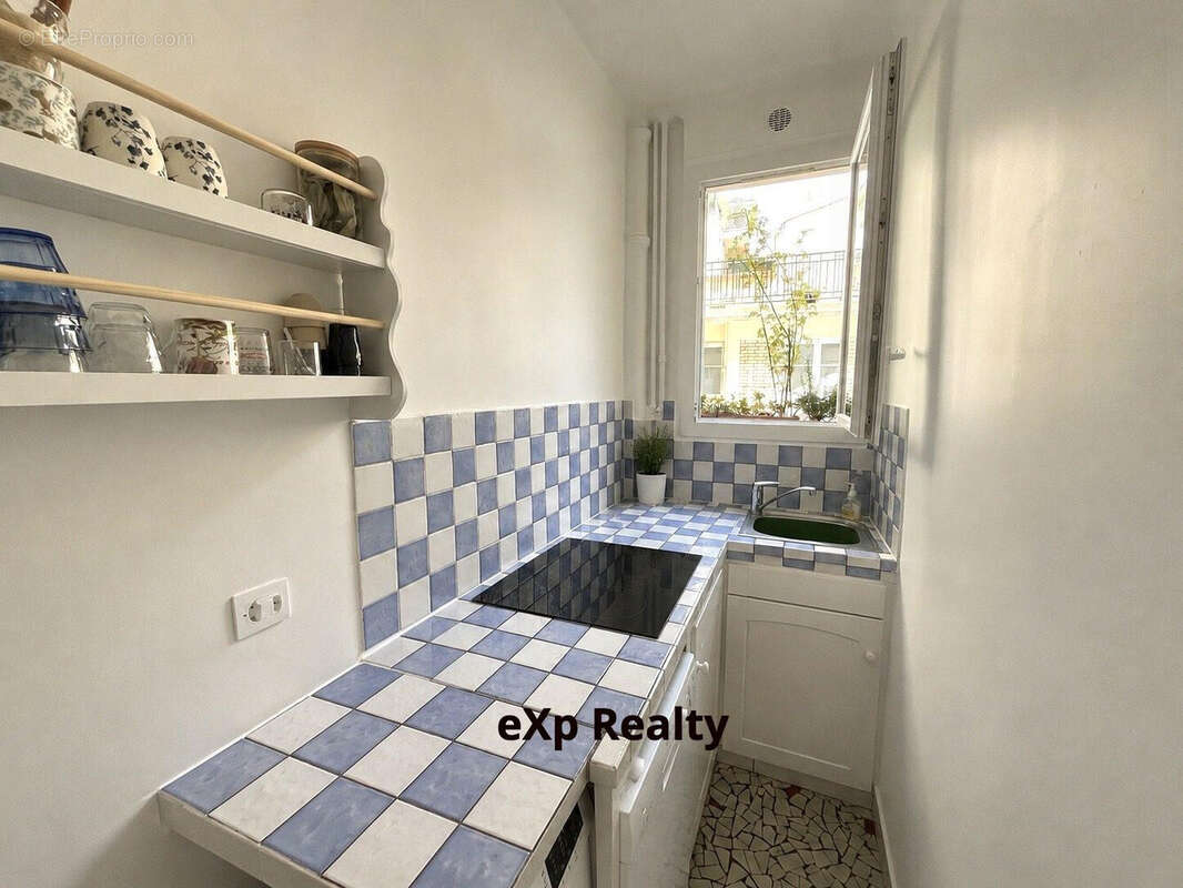 Appartement à PARIS-15E