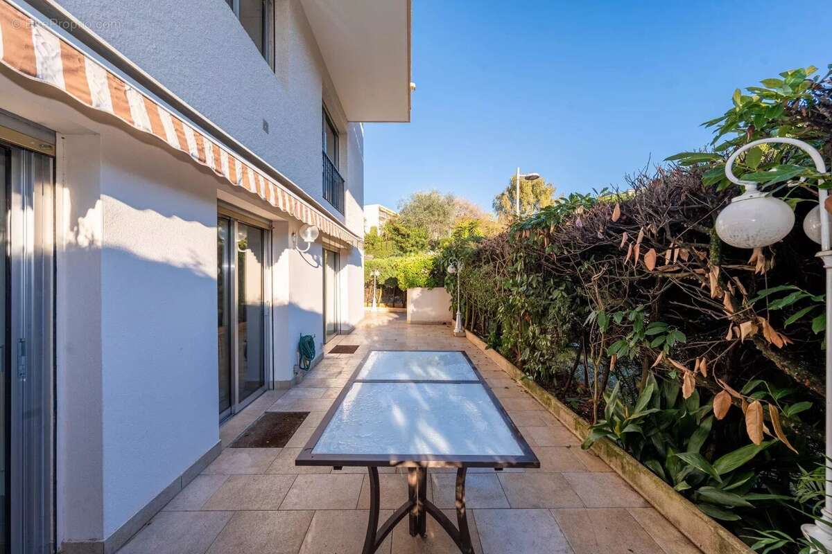 Appartement à CANNES