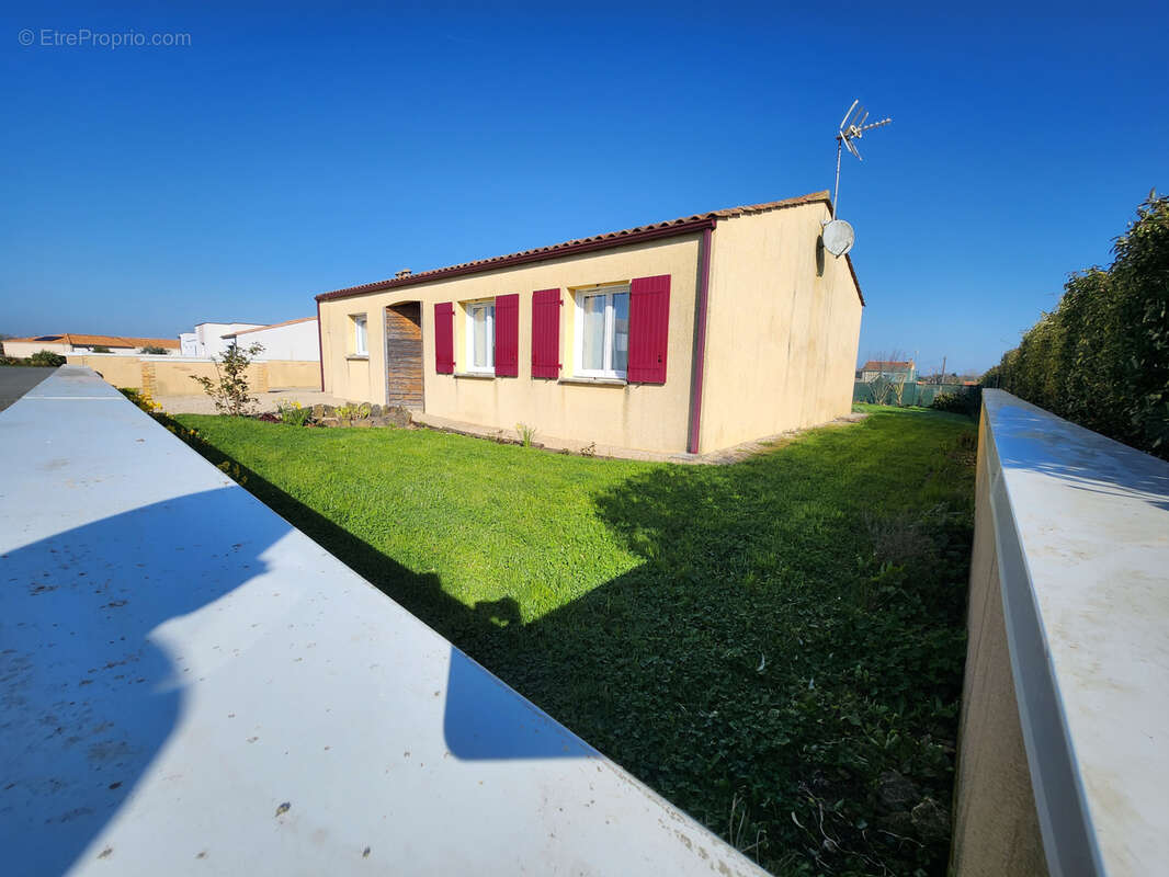 Maison plain-pied 3 chambres et garage - photo 2