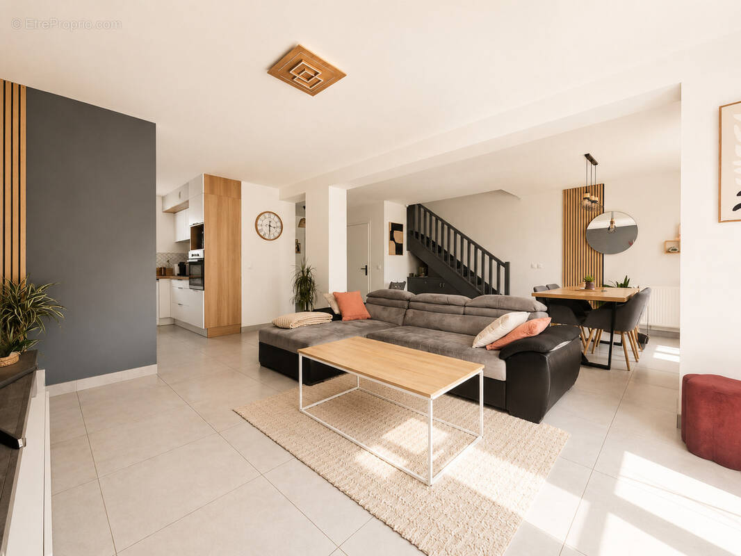 Maison à GAZERAN