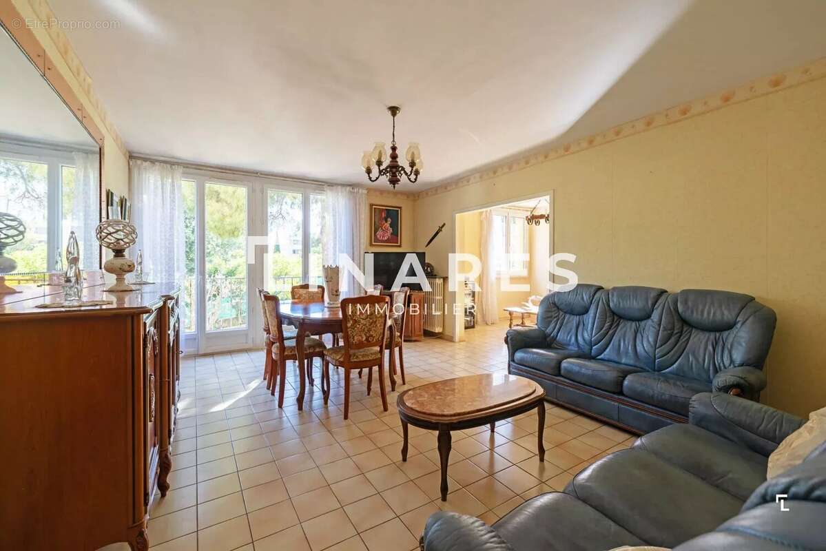 Appartement à MARSEILLE-12E