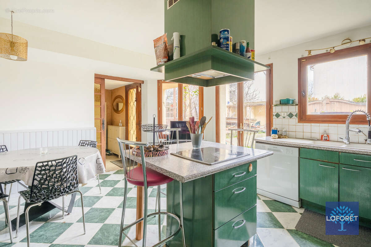 Maison à LE BLANC-MESNIL