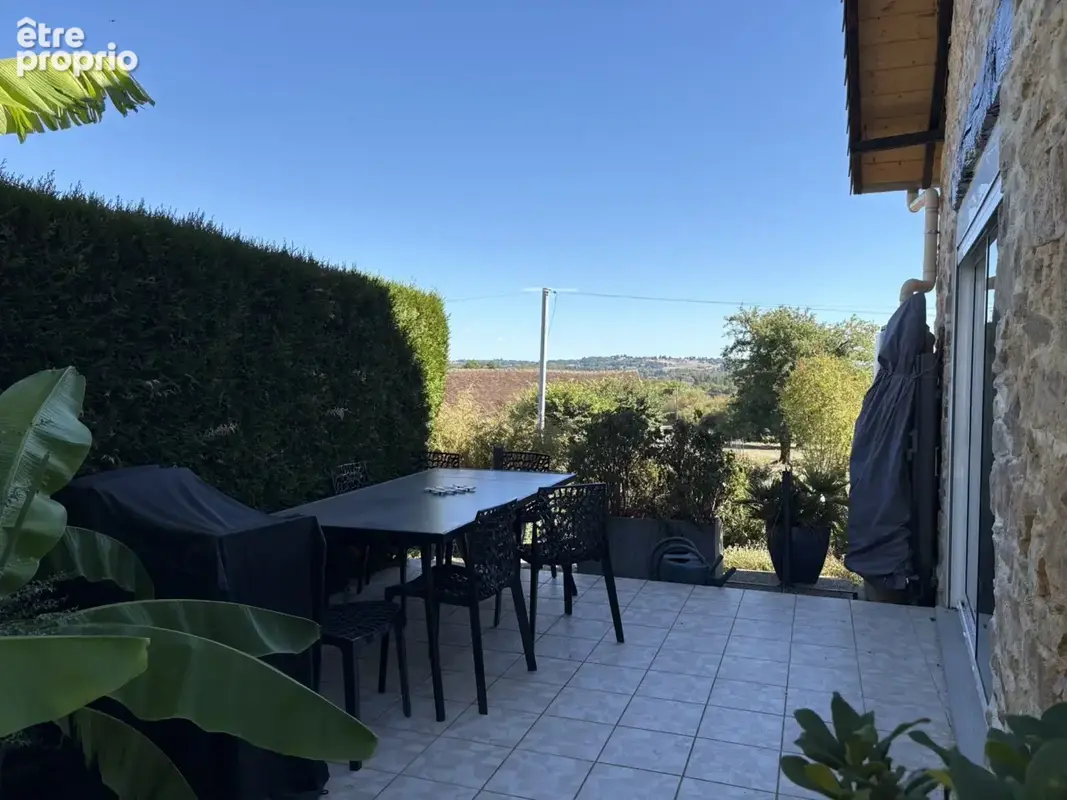 Meuzac : Fermette rénovée pleine de caractère avec gîte en cours d’aménagement, piscine hors-sol et grange - photo 32