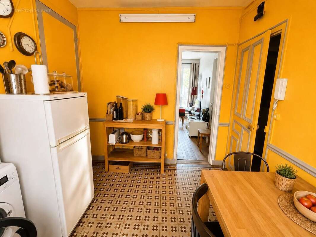 Appartement à PARIS-20E