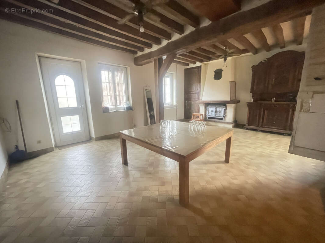 Maison à FRENEUSE