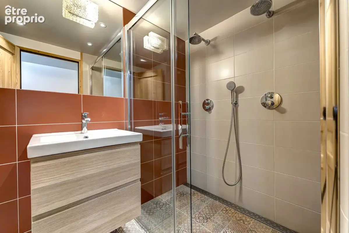 CHAMONIX - Un appartement moderne et lumineux avec terrasse privée. - photo 19