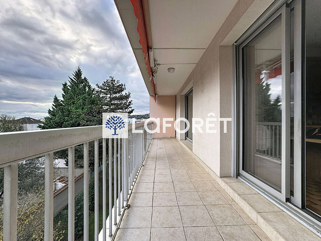 Appartement à MIRIBEL