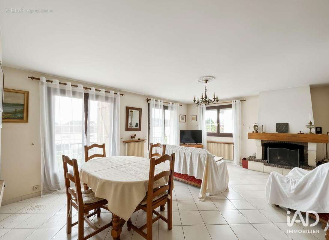 Photo 7 - Maison à COUBRON