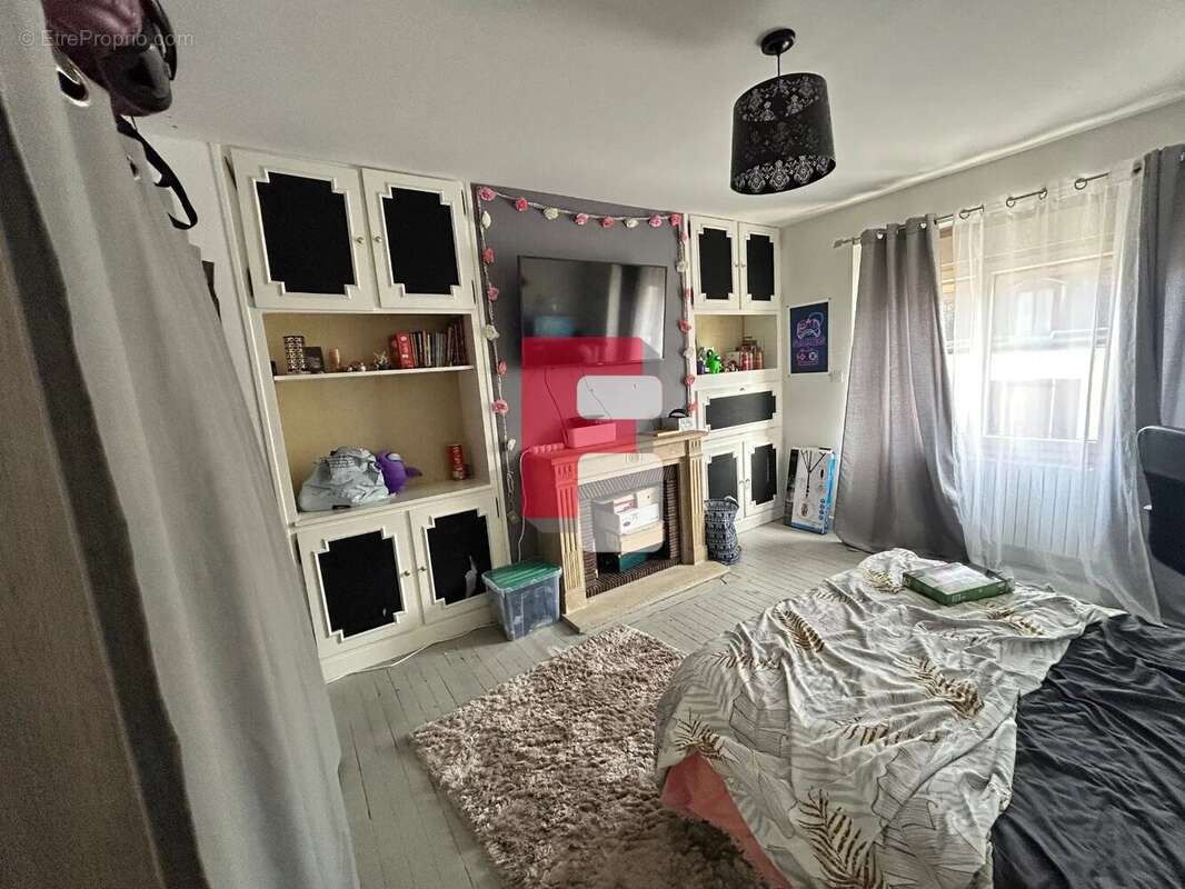 Maison à VENDEUVRE-SUR-BARSE