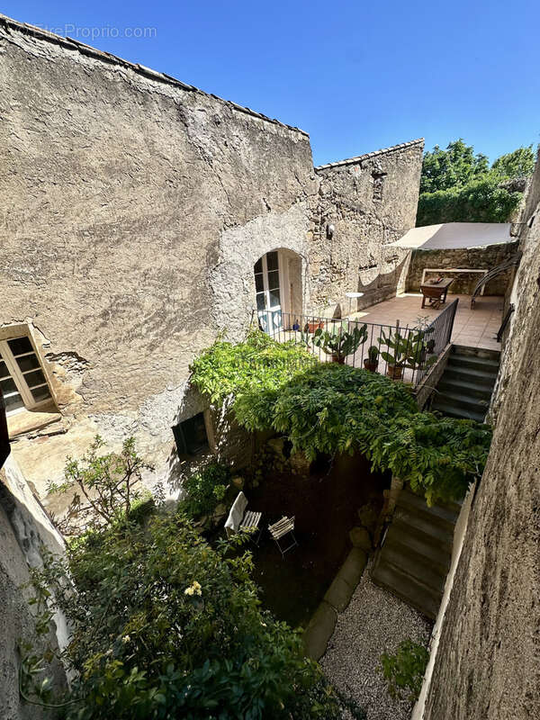 Maison à FABREZAN