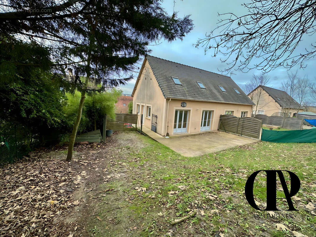 Maison à SAULX-LES-CHARTREUX