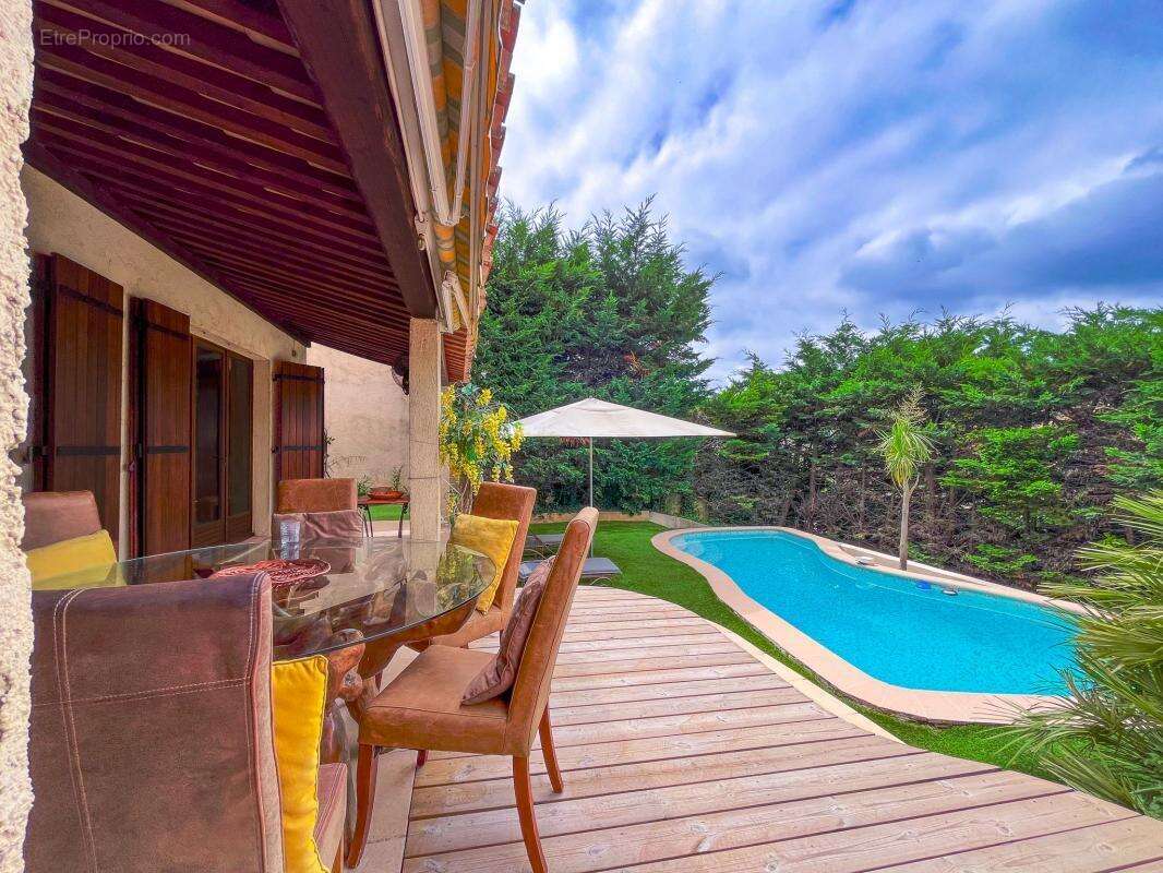 Maison à LA COLLE-SUR-LOUP