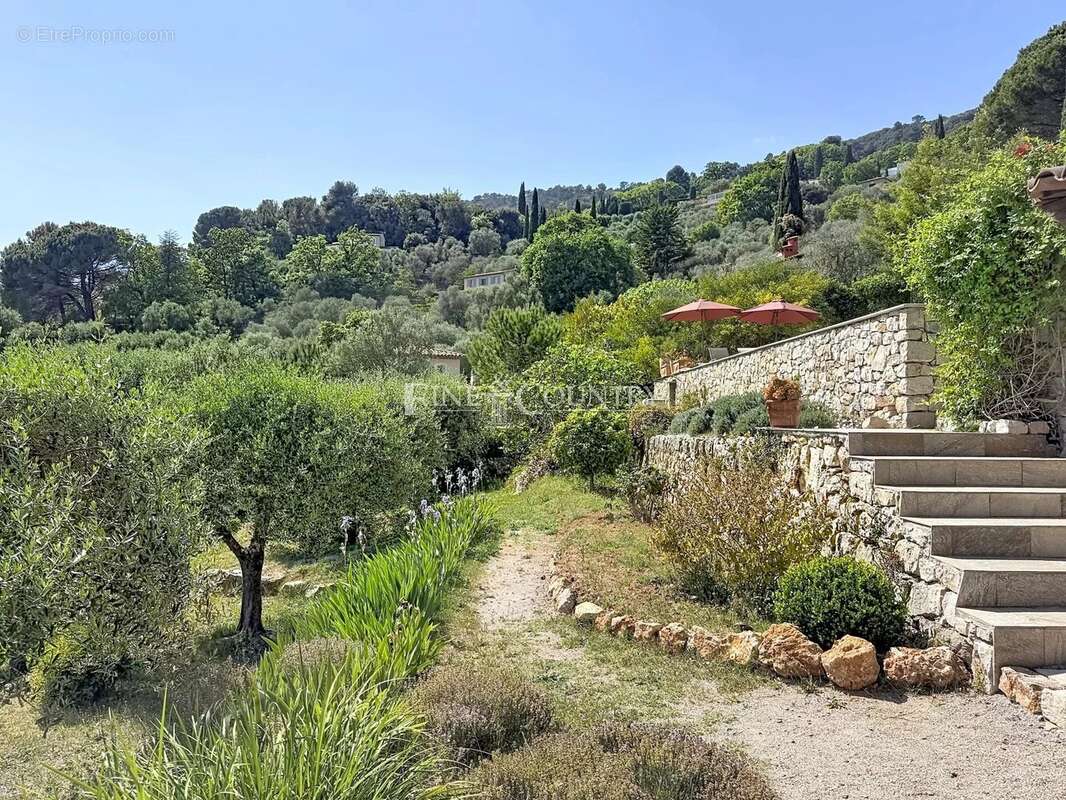 Maison à SPERACEDES