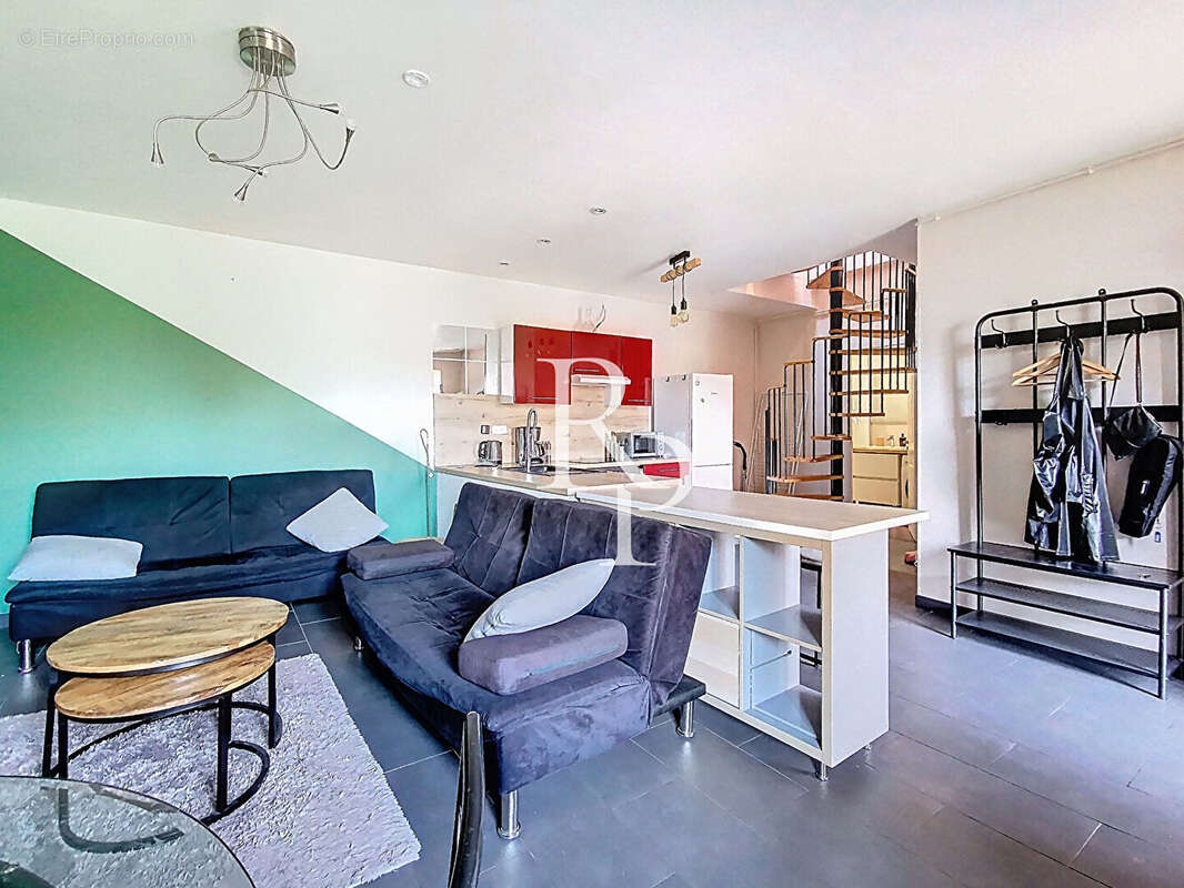 Appartement à OULLINS